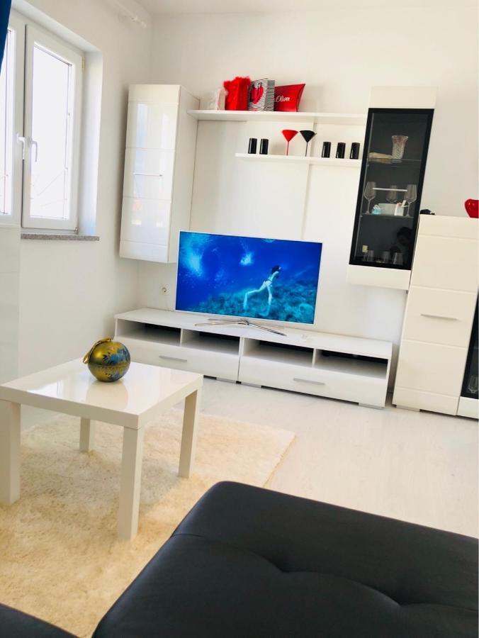 Guest House Jadro روفينج المظهر الخارجي الصورة