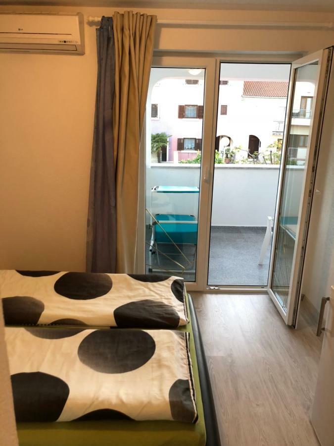 Guest House Jadro روفينج المظهر الخارجي الصورة