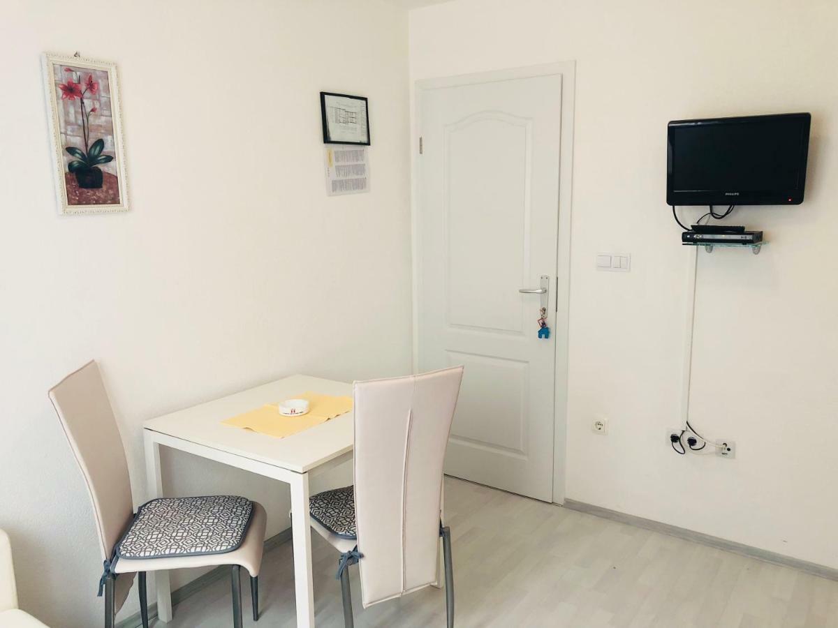 Guest House Jadro روفينج المظهر الخارجي الصورة