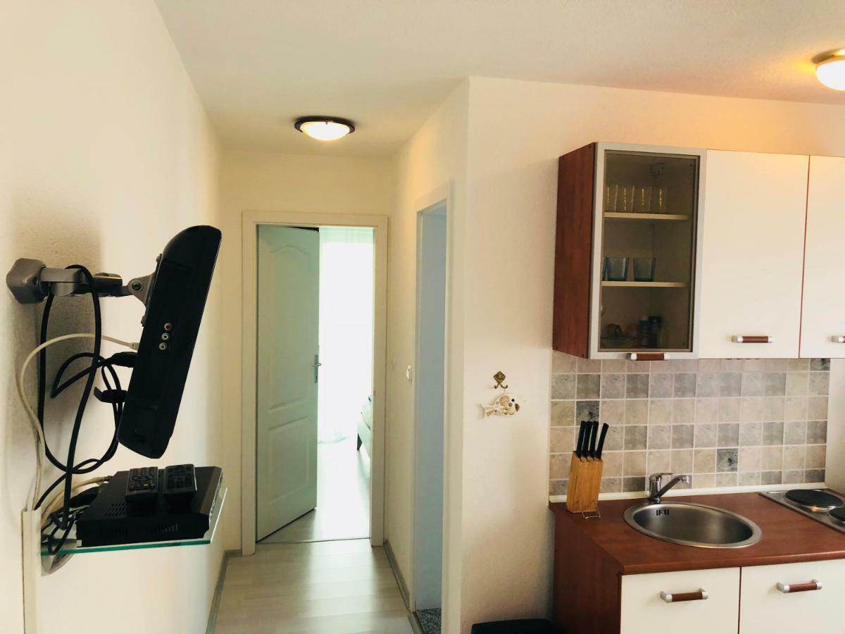 Guest House Jadro روفينج المظهر الخارجي الصورة